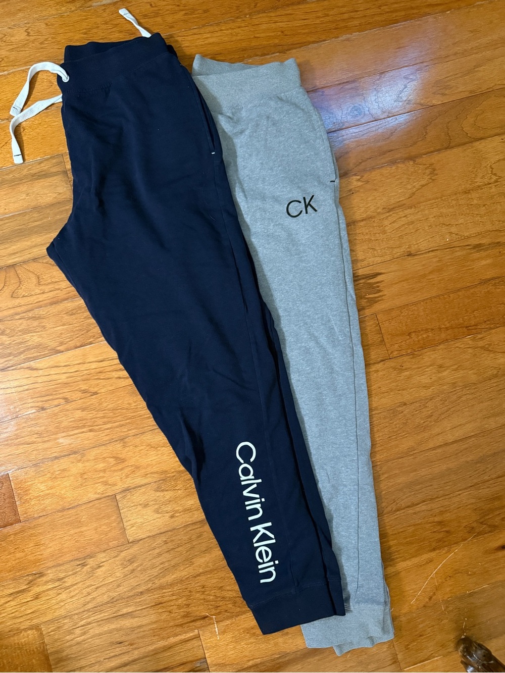 Calvin Klein Women’s Sleepwear Duo - Navy & Heather Gray Size Medium